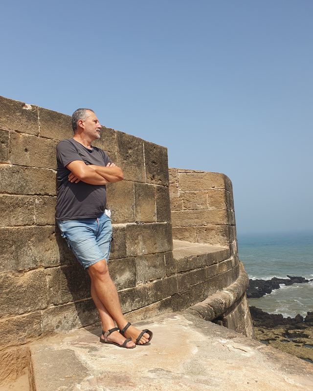Miroslav Žák na hradbách Essaouiry nad Atlantikem